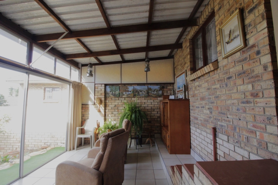 3 Bedroom Property for Sale in Jeffreys Bay Central Eastern Cape